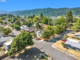 Photo #1: 23404023 Listing