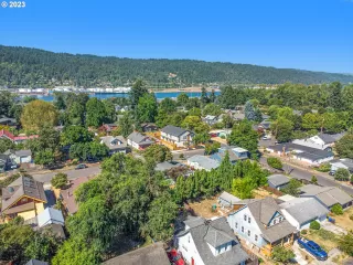 Photo #2: 23404023 Listing