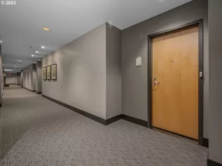 Photo #1: 23404417 Listing