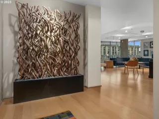 Photo #3: 23404417 Listing