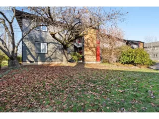 Photo #1: 23404704 Listing