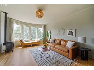 Photo #1: 23406491 Listing