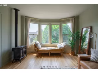 Photo #3: 23406491 Listing