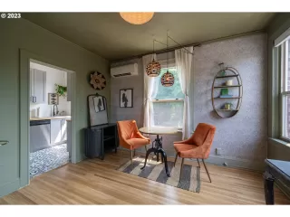 Photo #5: 23406491 Listing