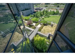 Photo #3: 23406974 Listing