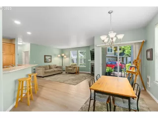 Photo #3: 23407522 Listing