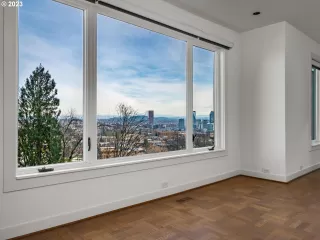 Photo #2: 23409377 Listing