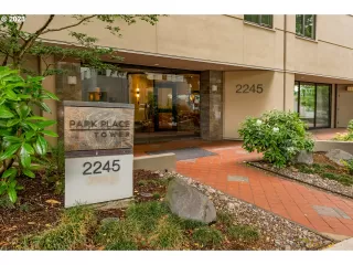 Photo #1: 23409891 Listing 