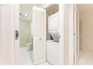 Photo #4: 23409891 Listing 