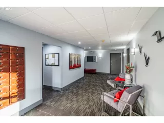 Photo #3: 23411657 Listing 