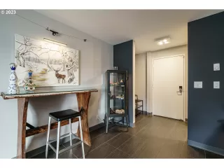 Photo #4: 23411657 Listing 