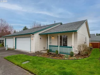 Photo #2: 23411838 Listing