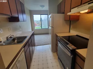 Photo #1: 23411864 Listing 