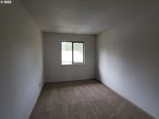 Photo #5: 23411864 Listing 