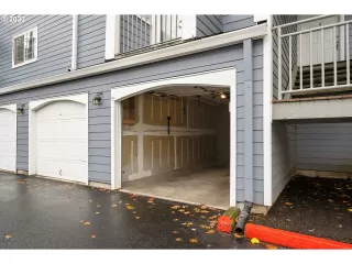 Photo #1: 23413954 Listing