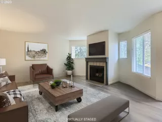 Photo #4: 23414506 Listing