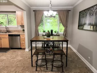 Photo #5: 23414953 Listing 