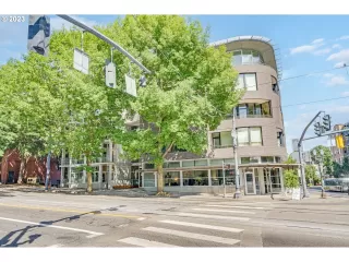 Photo #2: 23415051 Listing