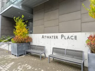 Photo #3: 23416893 Listing