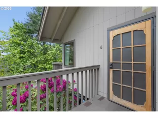 Photo #1: 23417253 Listing