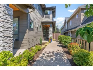 Photo #1: 23417856 Listing 