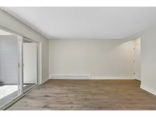 Photo #1: 23419329 Listing 