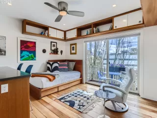 Photo #5: 23420275 Listing