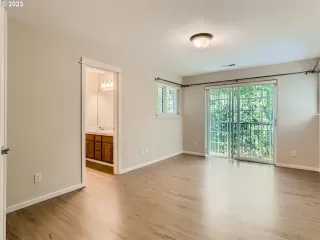 Photo #2: 23420297 Listing