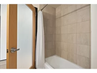 Photo #4: 23420350 Listing 