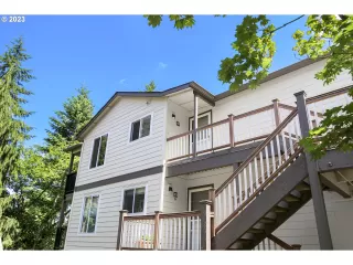 Photo #1: 23421017 Listing