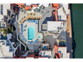 Photo #4: 23422494 Listing