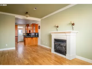 Photo #1: 23422720 Listing