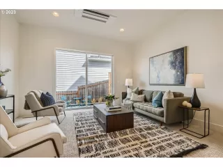 Photo #4: 23423384 Listing 