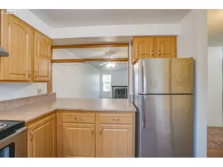 Photo #6: 23423603 Listing