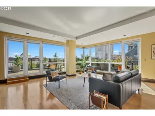 Photo #2: 23424568 Listing 