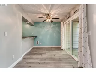 Photo #3: 23427998 Listing