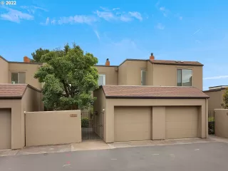 Photo #1: 23428534 Listing 