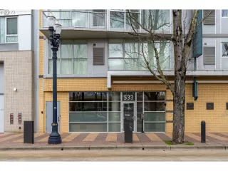 Photo #1: 23429458 Listing