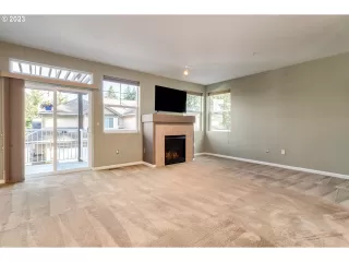 Photo #4: 23430013 Listing 