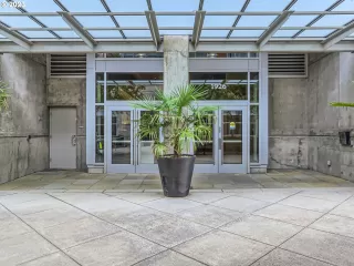 Photo #3: 23430442 Listing 