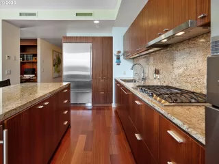 Photo #6: 23433091 Listing 