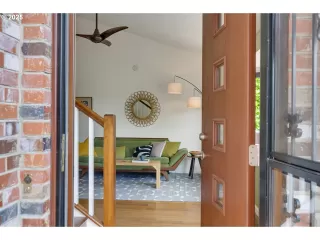 Photo #1: 234344999 Listing 