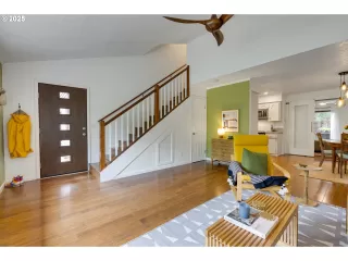 Photo #5: 234344999 Listing 