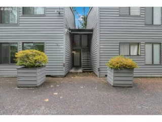 Photo #3: 23435154 Listing 