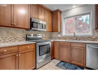 Photo #6: 23435899 Listing 