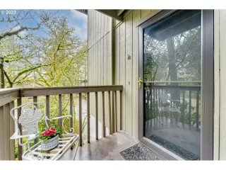 Photo #2: 23436889 Listing