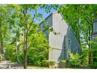 Photo #1: 23437678 Listing