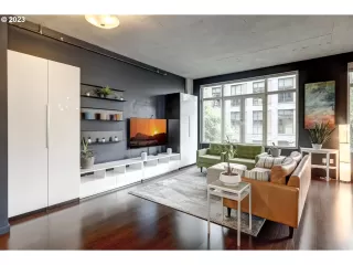 Photo #1: 23437696 Listing