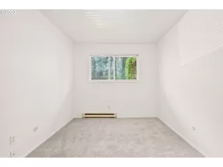 Photo #1: 23438472 Listing 