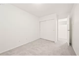 Photo #3: 23438472 Listing 